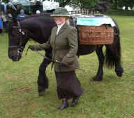 RackwoodRoayl.HighlandShow.FancyDress.jpg (83690 bytes)